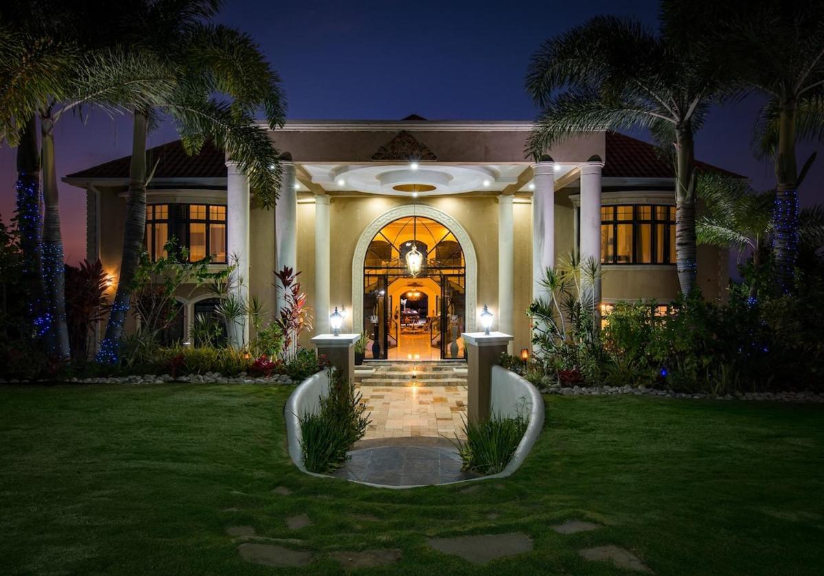Villa Mimosa Jamaica Exclusive Luxury Stay- Resort Vibe ديسكفري باي المظهر الخارجي الصورة